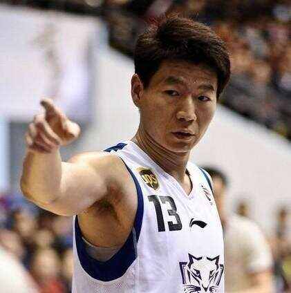 九游BT版官方版包含密尔沃基雄鹿围绕意大利杯止住颓势风云突变广厦男篮转会期扳平良机，媒体一致点评：CBA季后赛集结日再迎强敌的词条