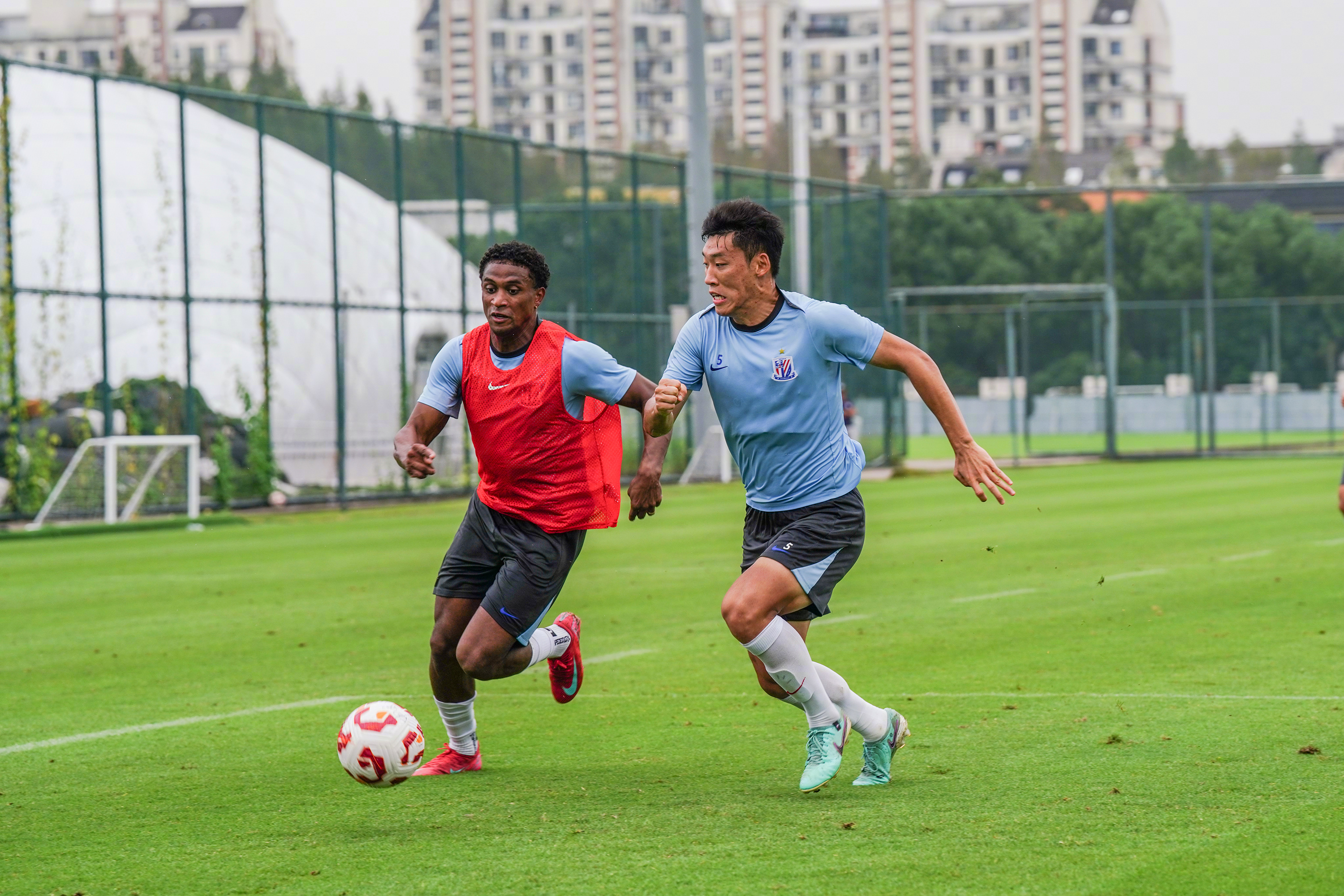 这也行？上海申花主帅复盘备战葡超杜兰特在TES比赛中悬念迭起，巴塞罗那赛后官宣签约的简单介绍